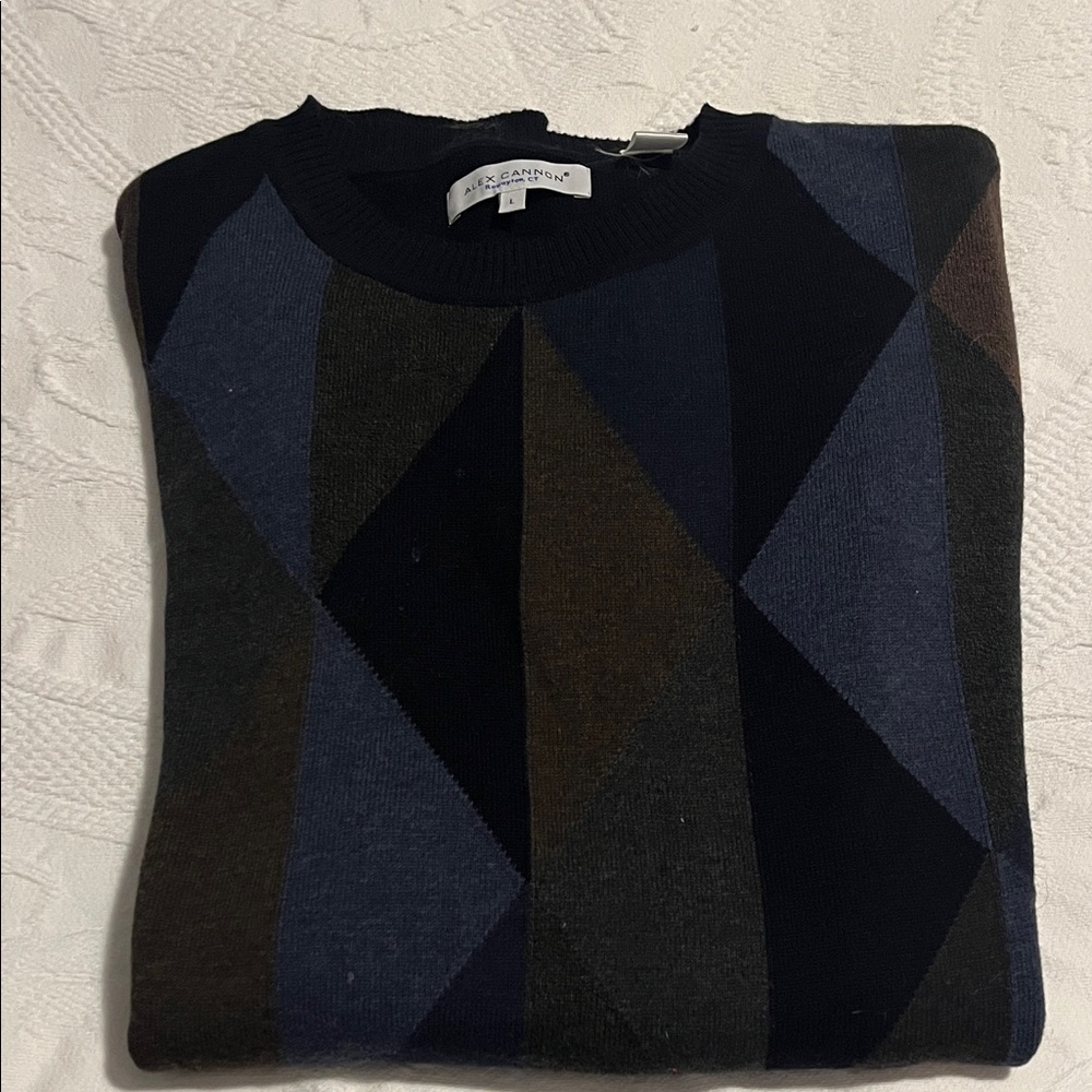All cotton sweater by Alex Cannon size large